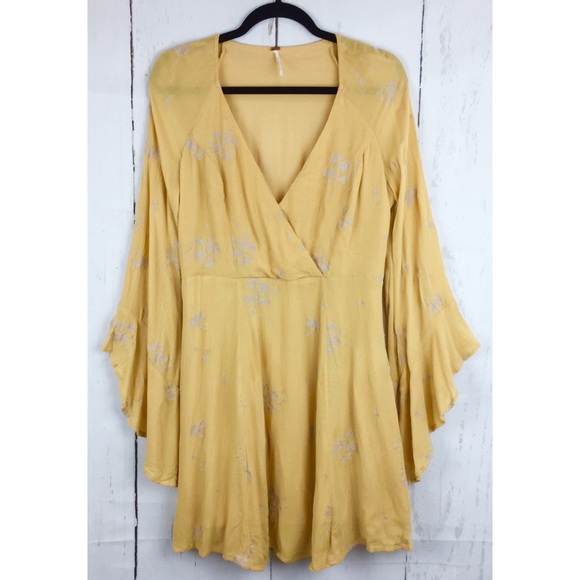 Free People Dresses & Skirts - Free People Jasmine Embroidered Bell Sleeve Dress